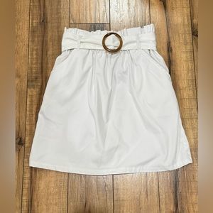 NWOT White Paper-bag Belted Skirt Mi Ami Women’s Size Small